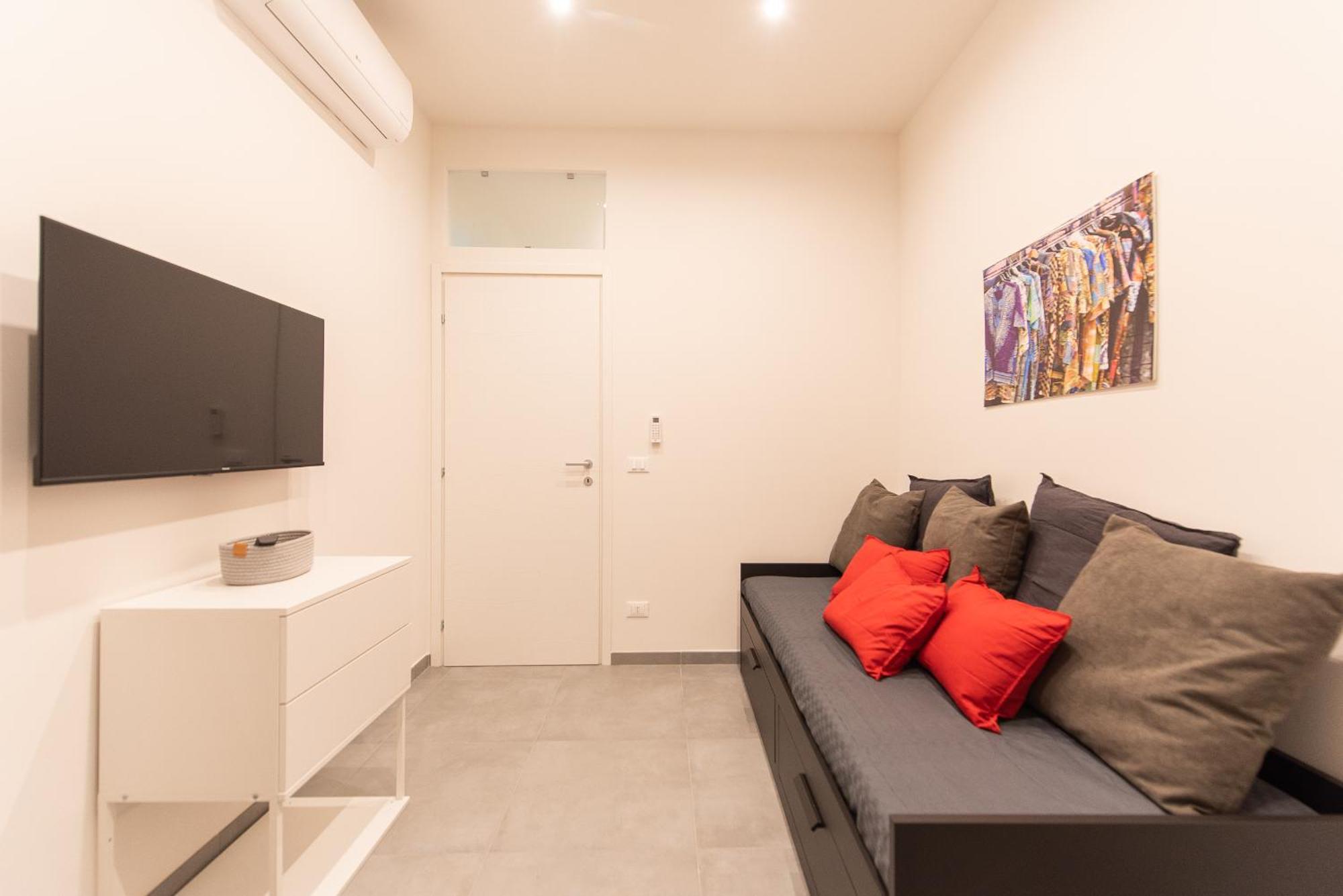 Top Living Apartments - Porta Susa Турин Екстер'єр фото