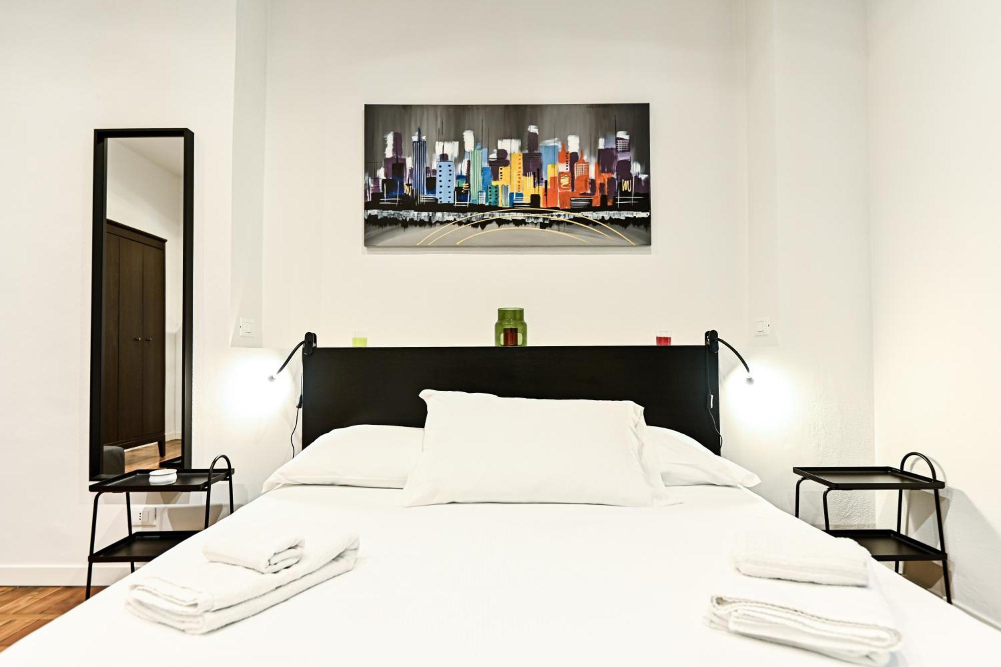Top Living Apartments - Porta Susa Турин Екстер'єр фото